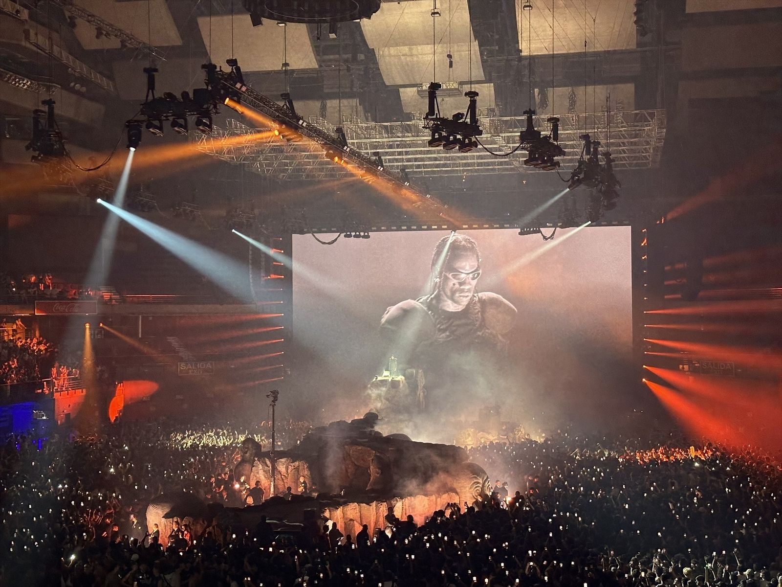 Amonestan al rapero Travis Scott por superar límites de sonido en sus conciertos en el WiZink Center