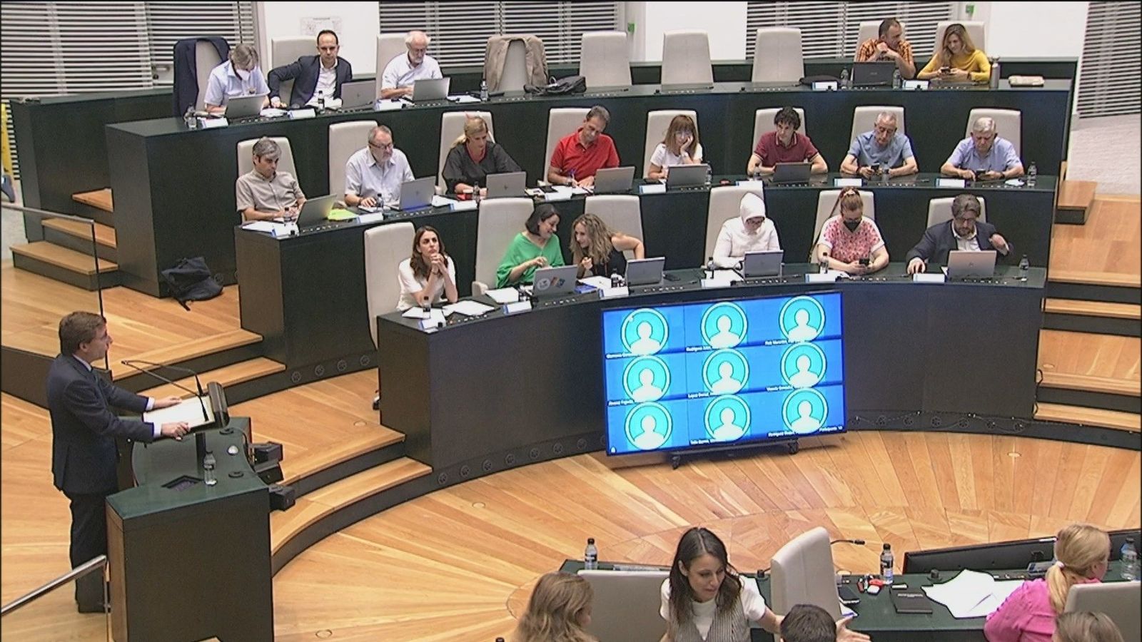 Críticas de la oposición a la gestión de Almeida en el Debate del estado de la ciudad