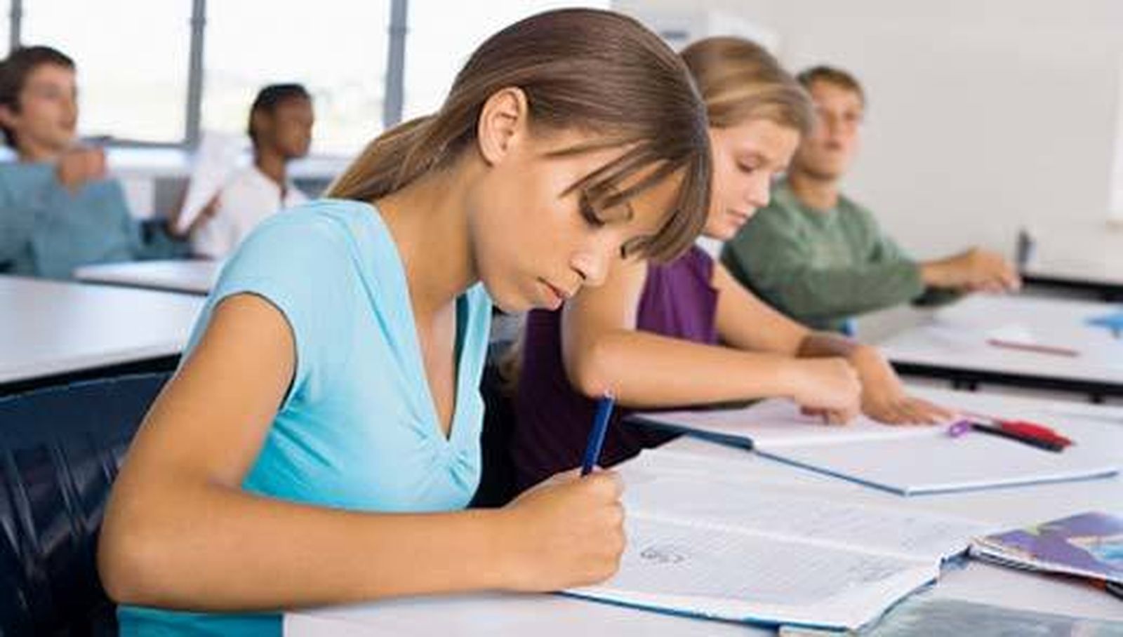 chicas_estudiando