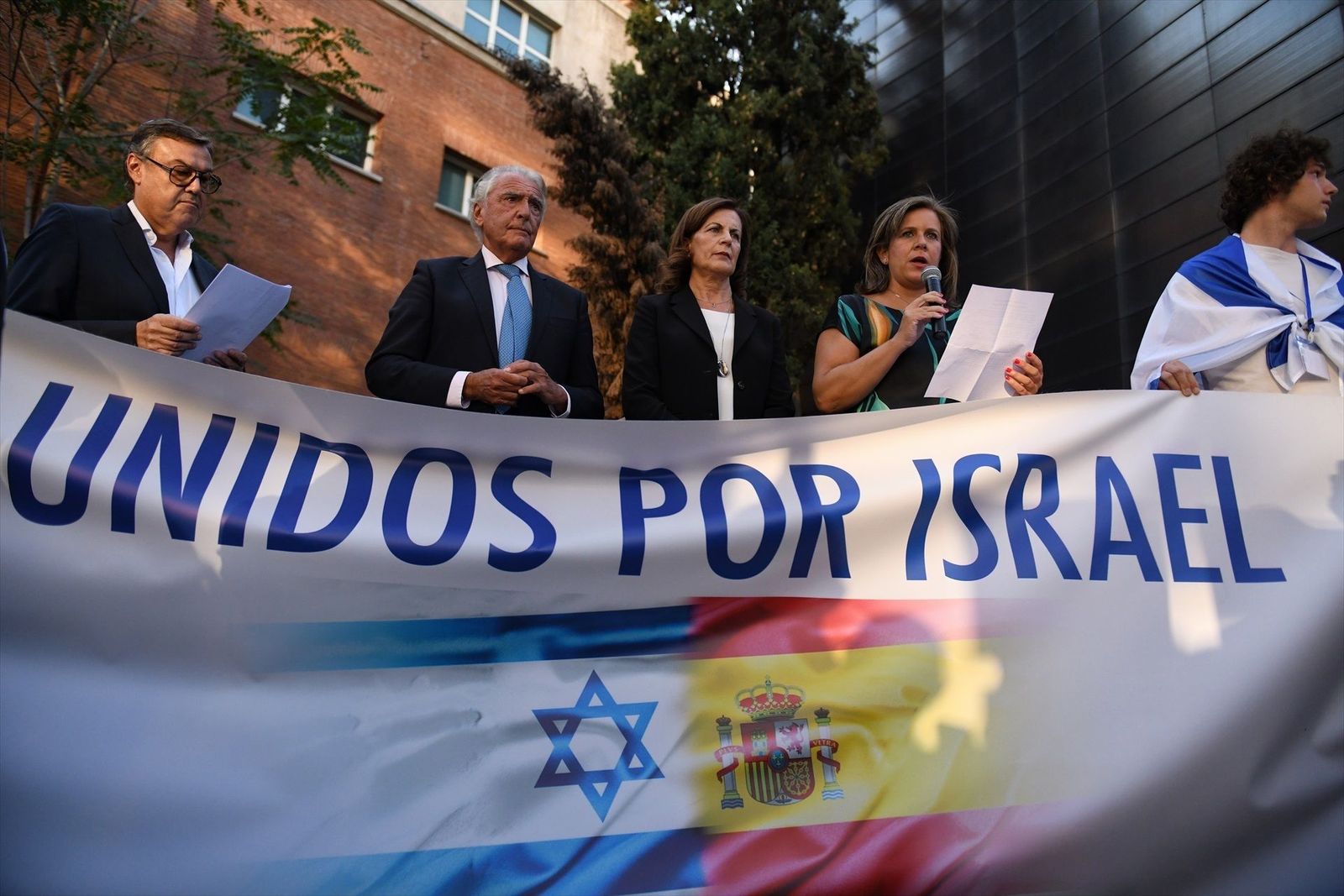 La embajada israelí arremete contra las "declaraciones inmorales" de ministros de Sánchez
