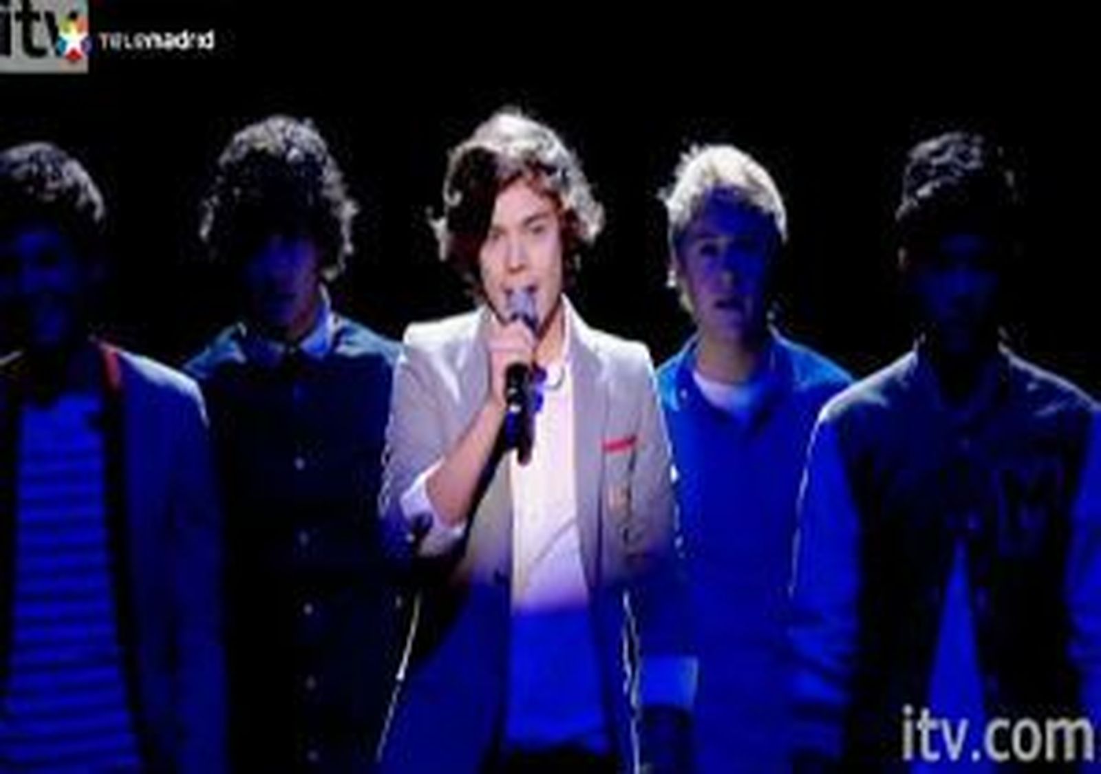 El fenómeno fan se desata a pesar de un One Direction a medio gas