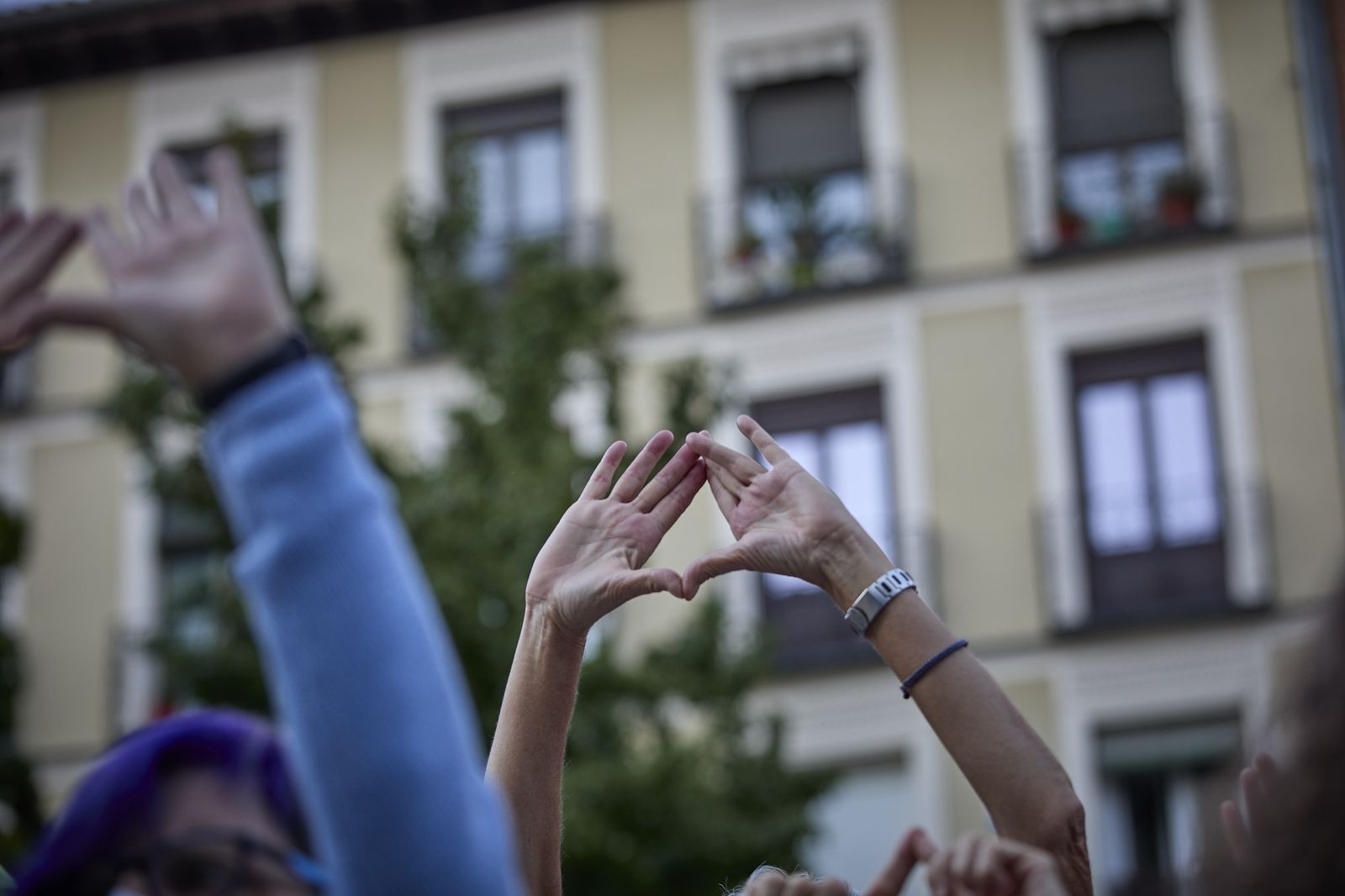 Varias mujeres participan en una concentración por el 'Dia de Acción Global por el Aborto Legal, Seguro y Accesible', a 28 de septiembre de 2021