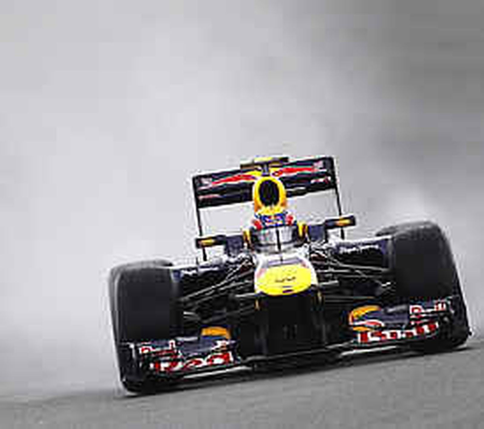 Webber fue el más rápido y Alonso, séptimo en los libres