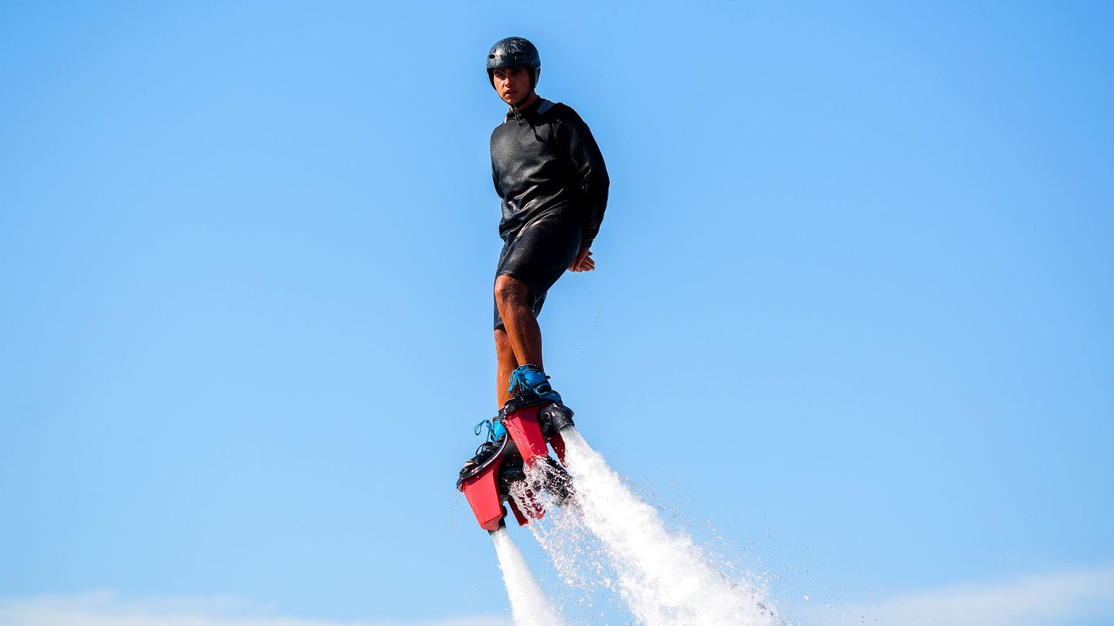 Estos son los deportes acuáticos que podemos disfrutar en el pantano de San Juan
