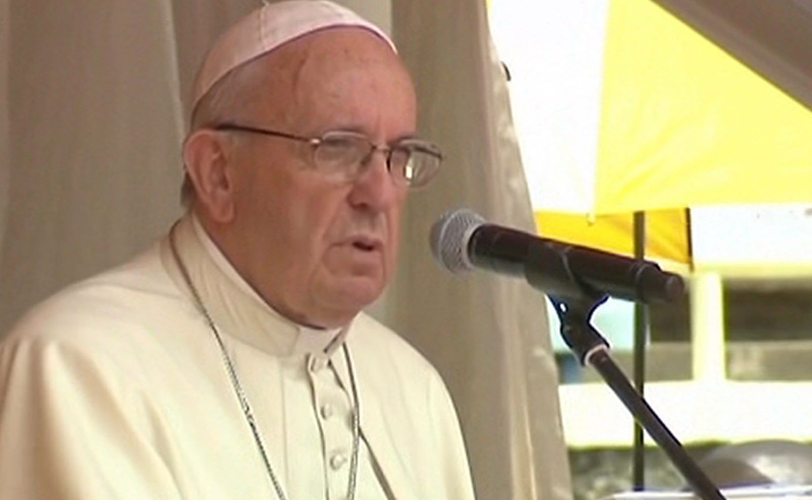 El papa pide a monjas de clausura más formación y no reclutar a extranjeras