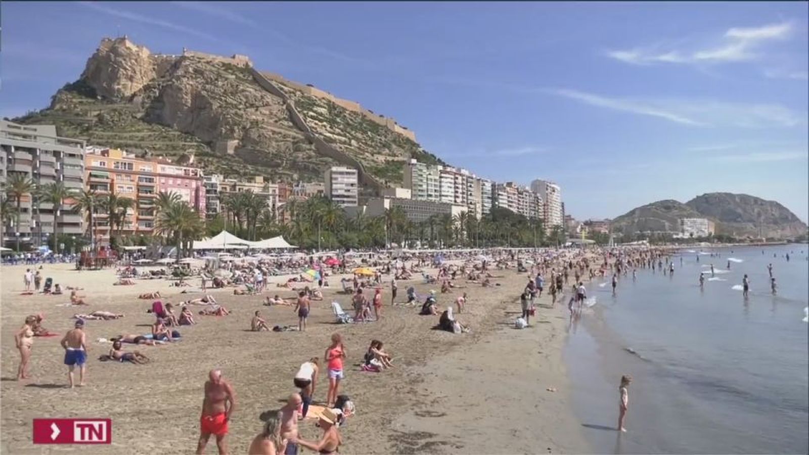 Exceltur espera un verano caótico en los aeropuertos