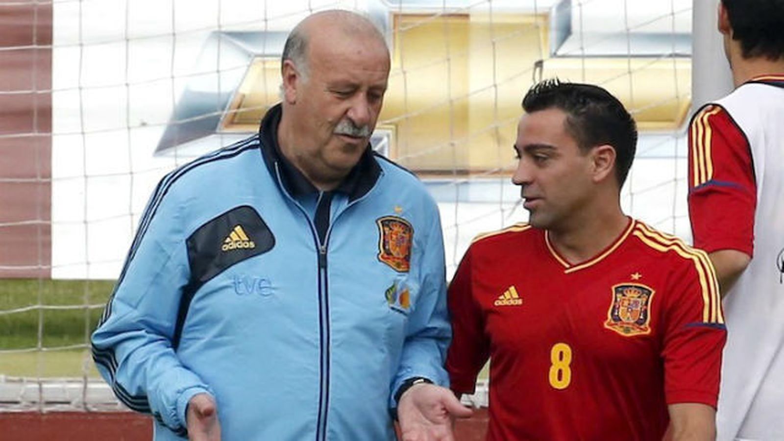 Del Bosque y Xavi Hernández