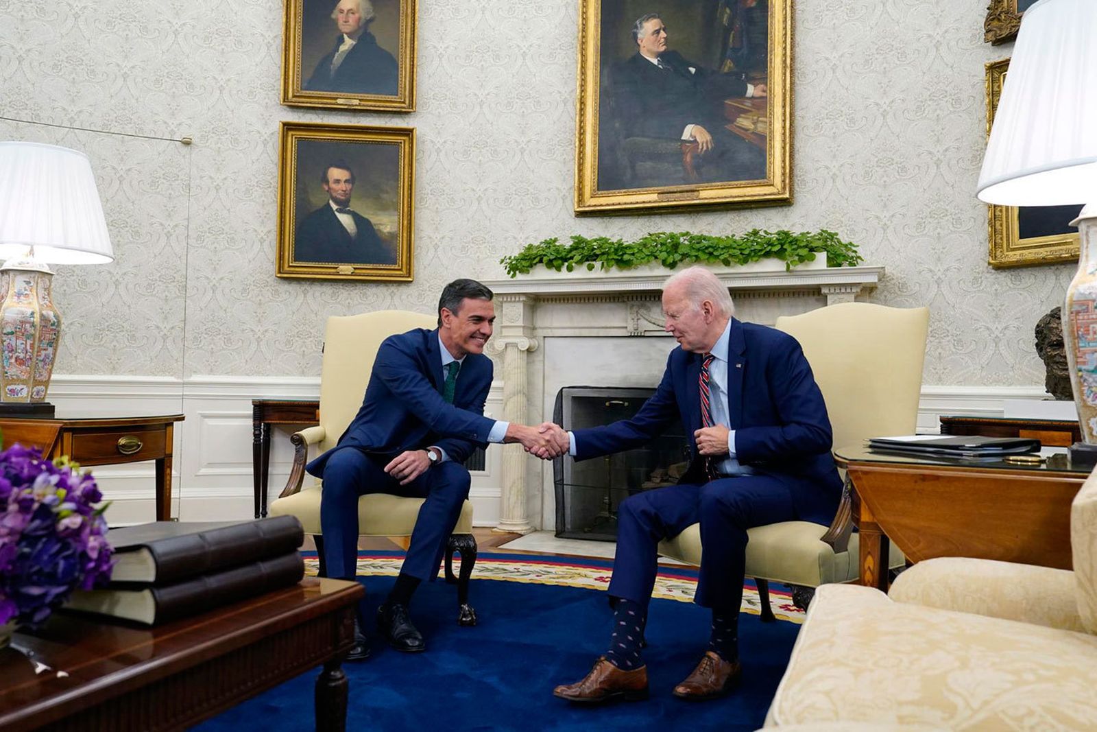 Sánchez se reúne con Biden en el despacho oval