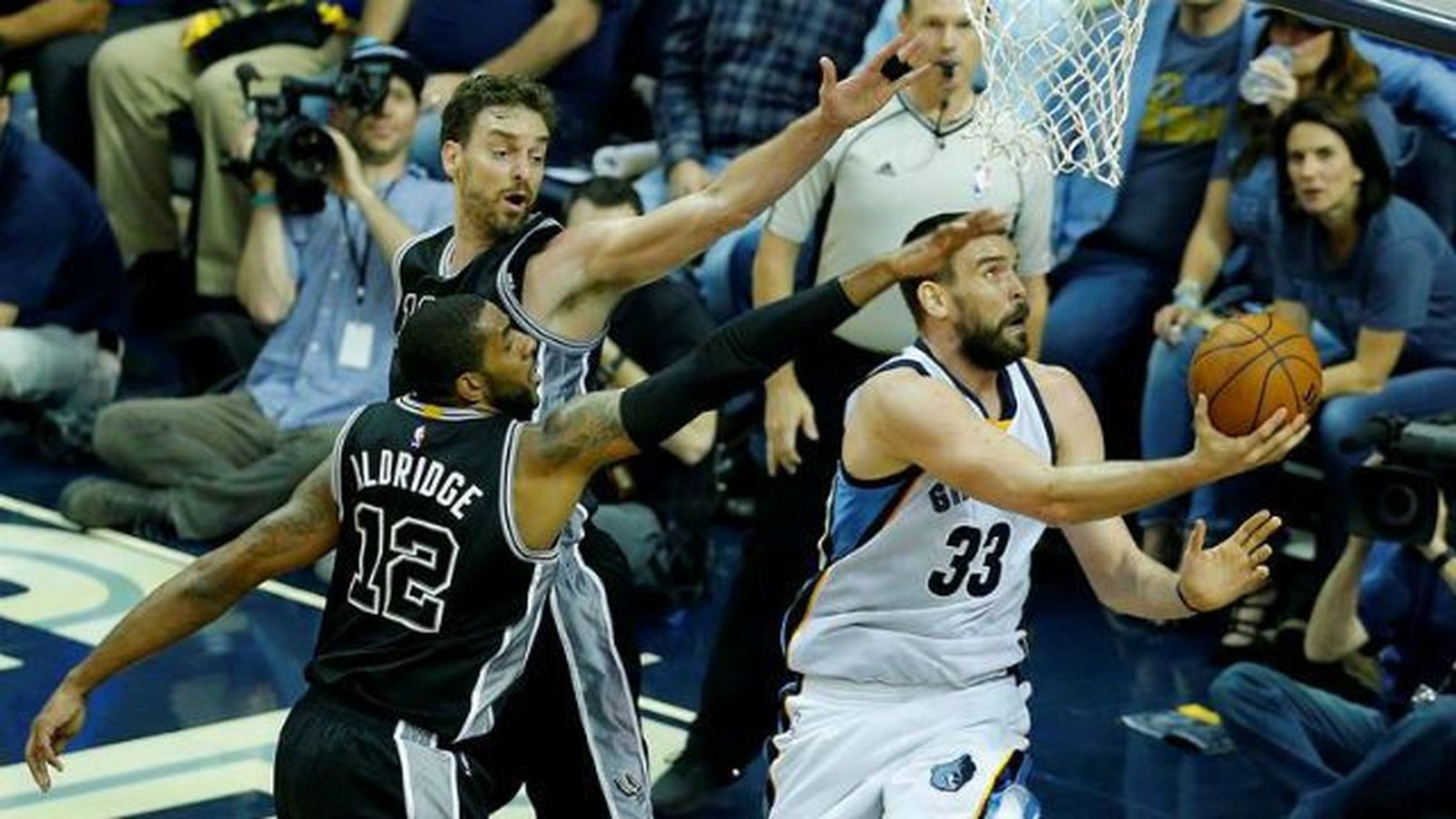 105-94 (2-1). Marc Gasol deja en evidencia a los Spurs de Pau