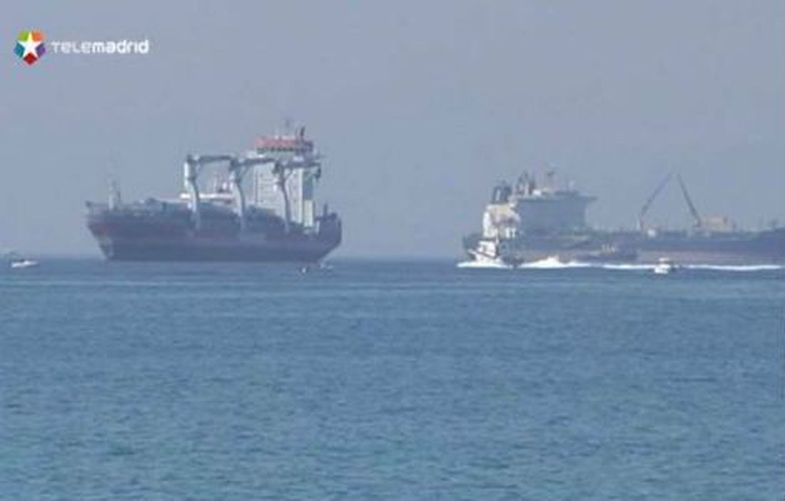 Arias Cañete cambiará la ley para poder sancionar el "bunkering" en Gibraltar