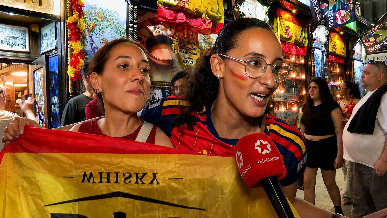 "Qué paliza le hemos dado a Francia", no se habla de otra cosa en los bares