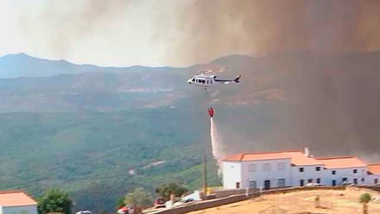 Sigue activo el fuego de Riotinto causado por la mano del hombre