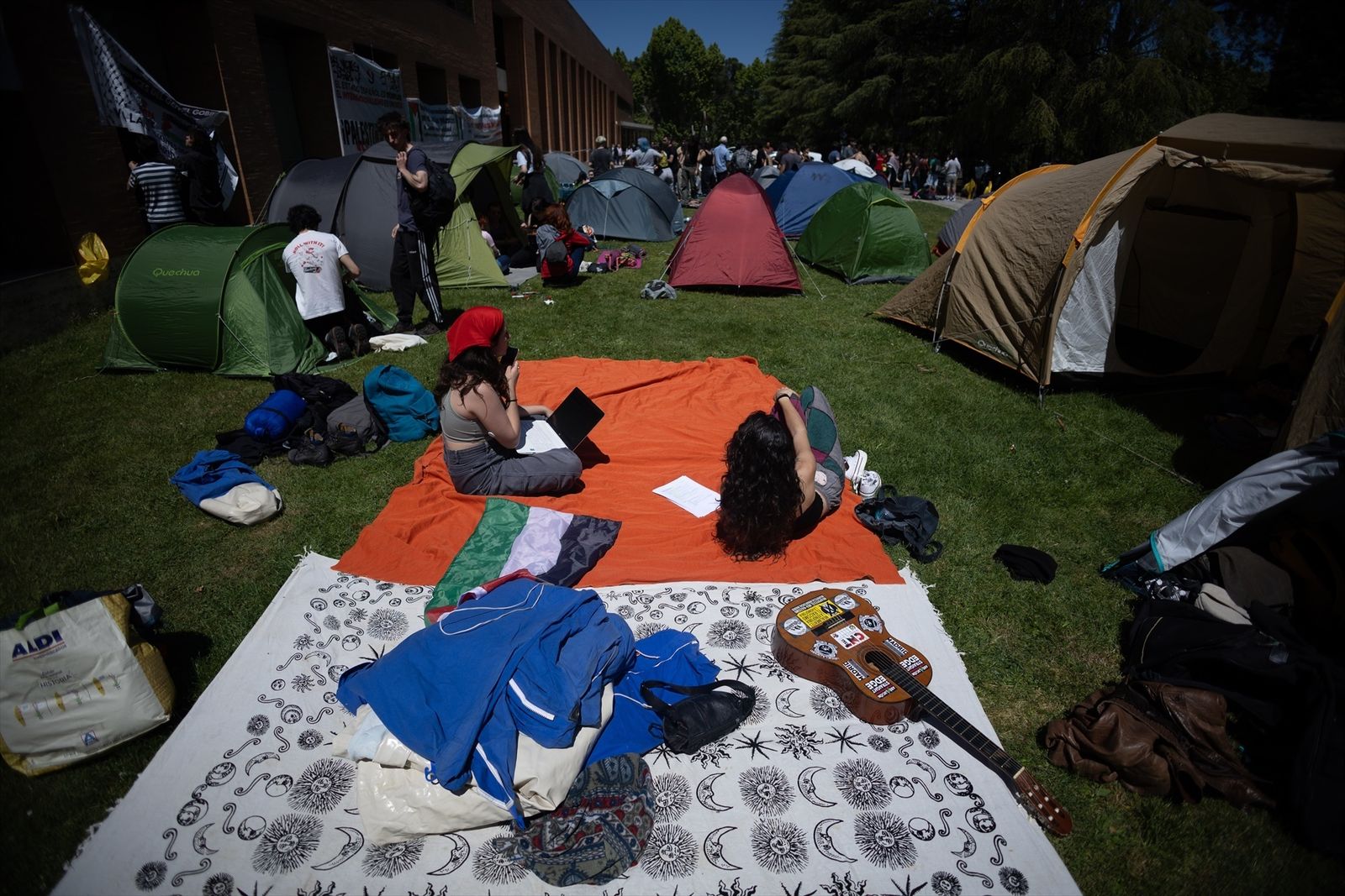 Los universitarios continuarán con las acampadas porque consideran que el reconocimiento de Palestina "no es suficiente"