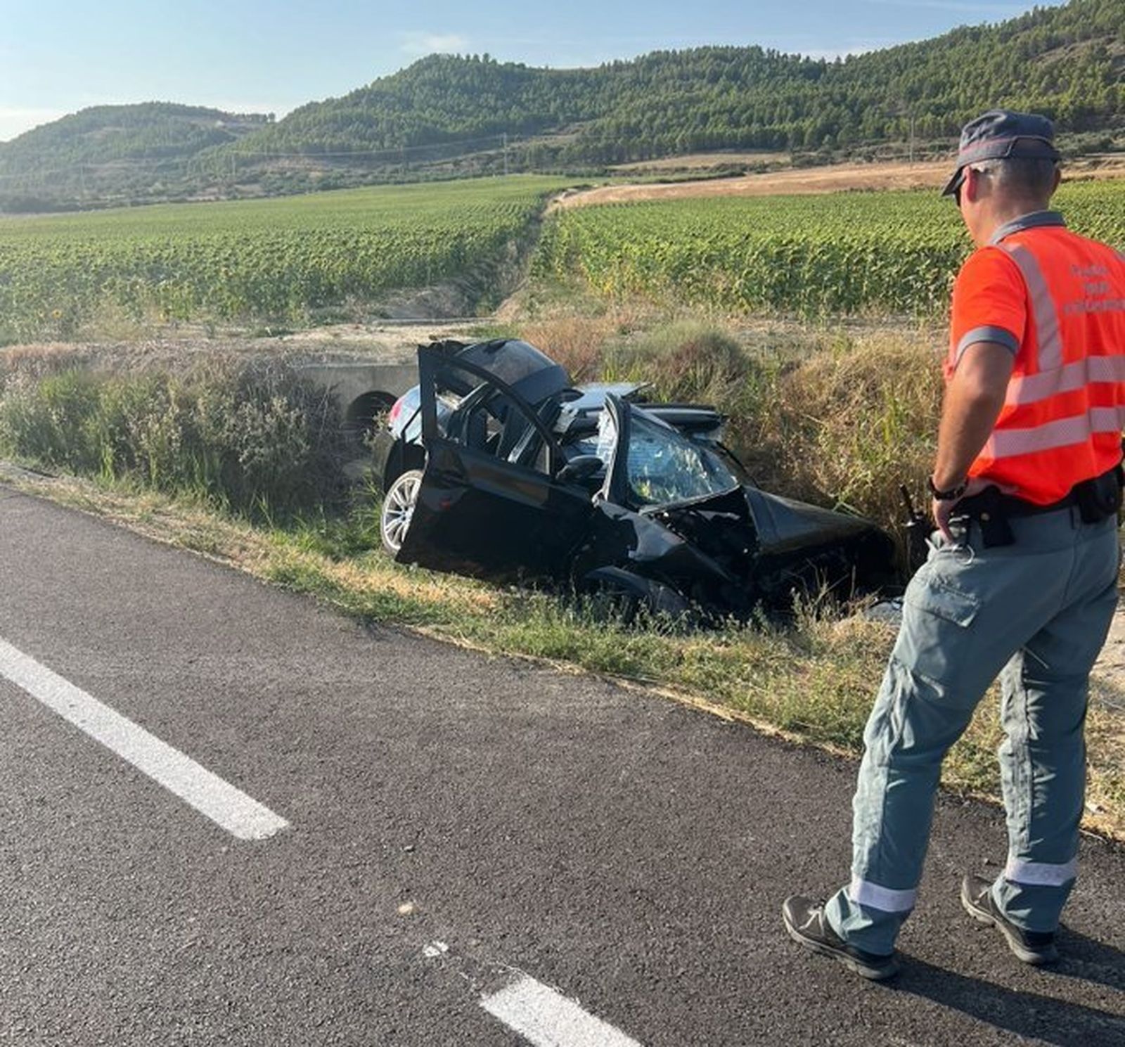 En estado grave cuatro madrileños al chocar contra una estructura de hormigón en Aibar, Navarra