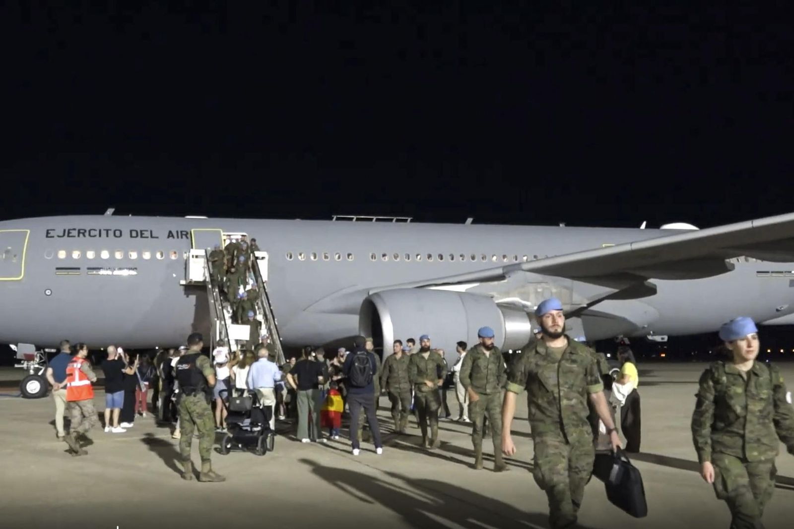 Llegan a Torrejón 255 militares españoles tras su misión de paz de la ONU en Líbano