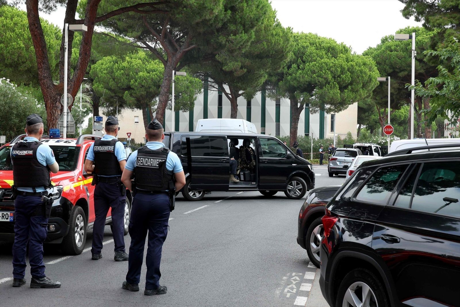 Un policía herido en un atentado contra una sinagoga en el sur de Francia