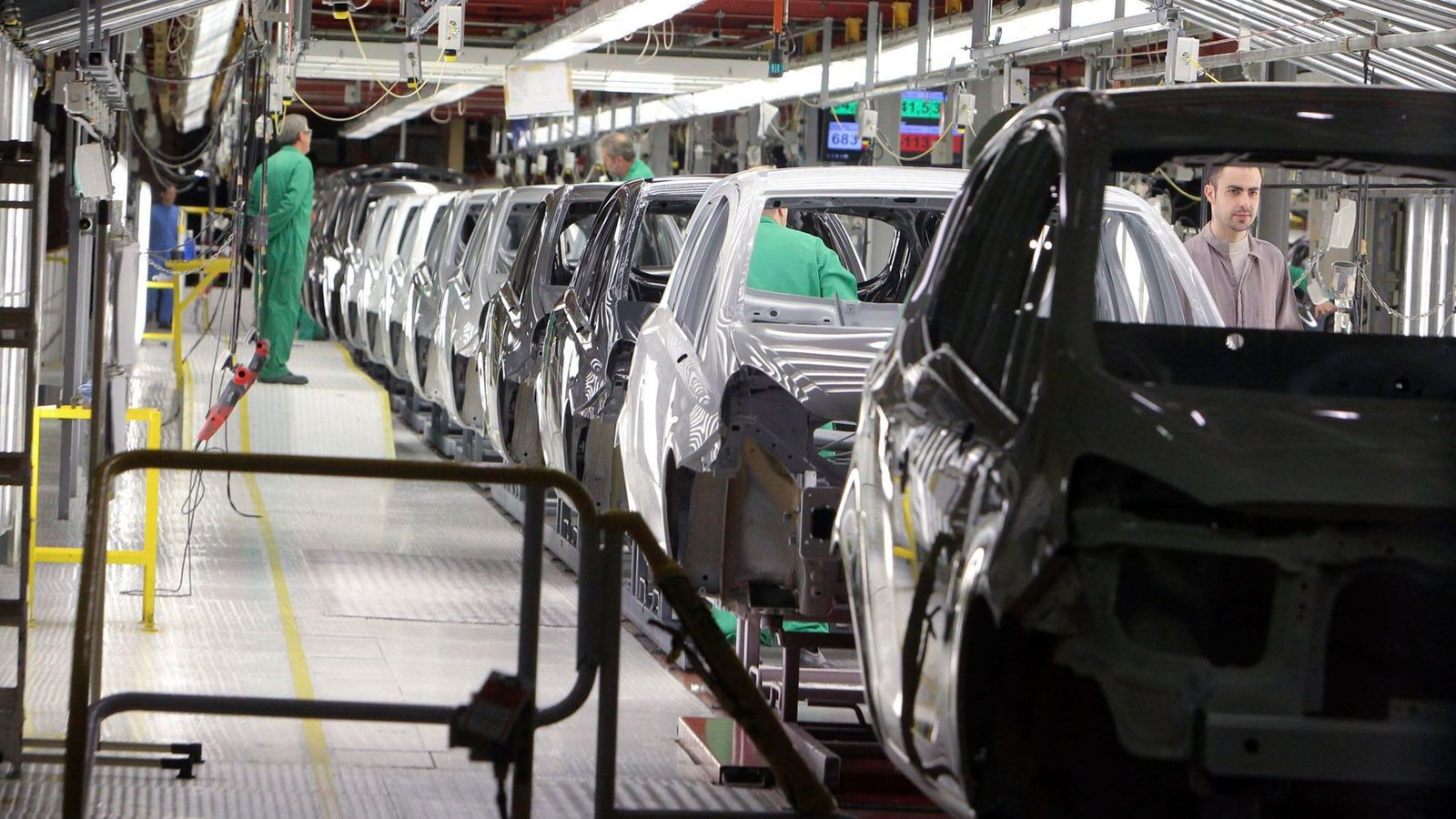 El PIB español crece un 0,7% en el segundo trimestre de 2026, tres décimas más que el 0,4% de la eurozona
