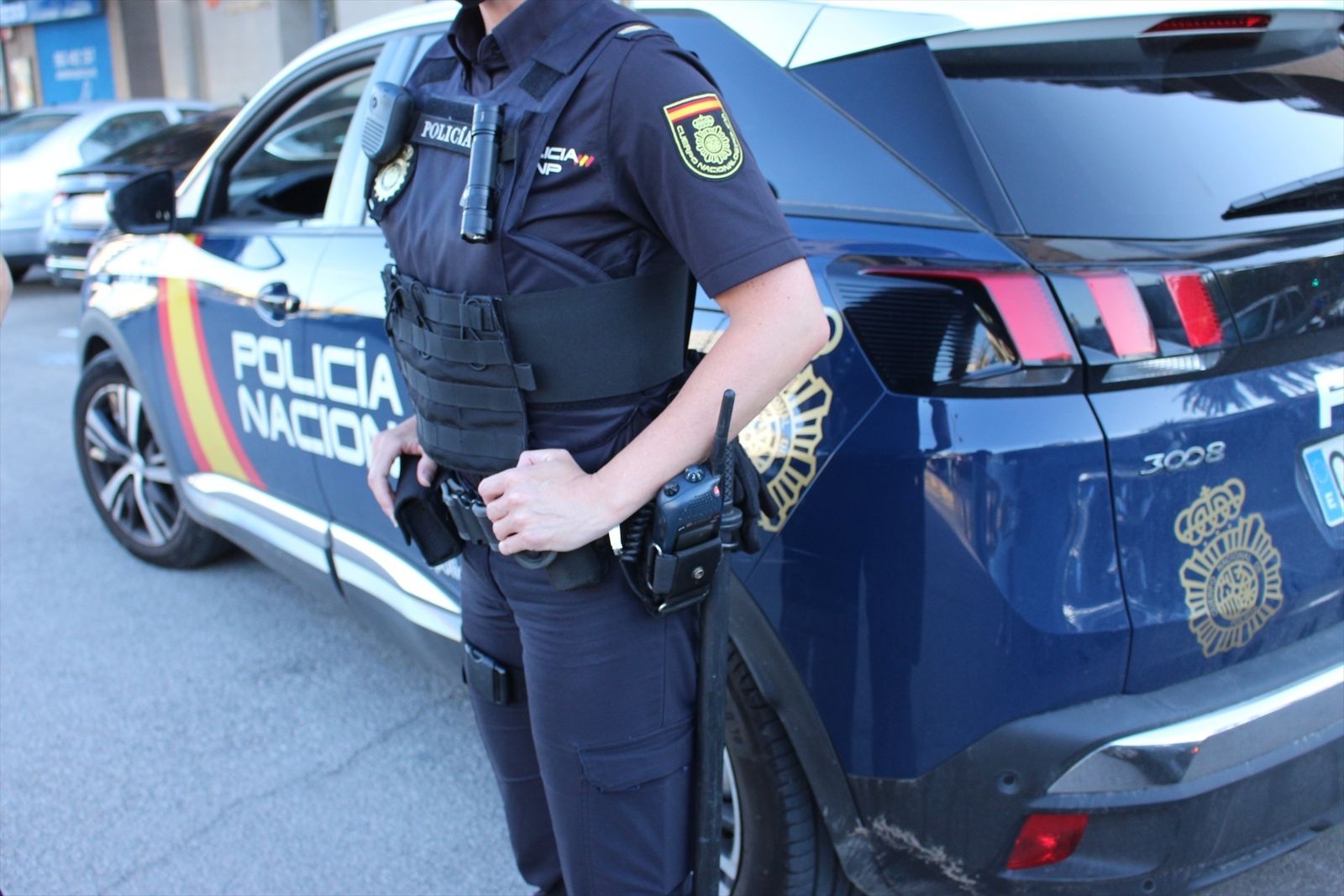Policía