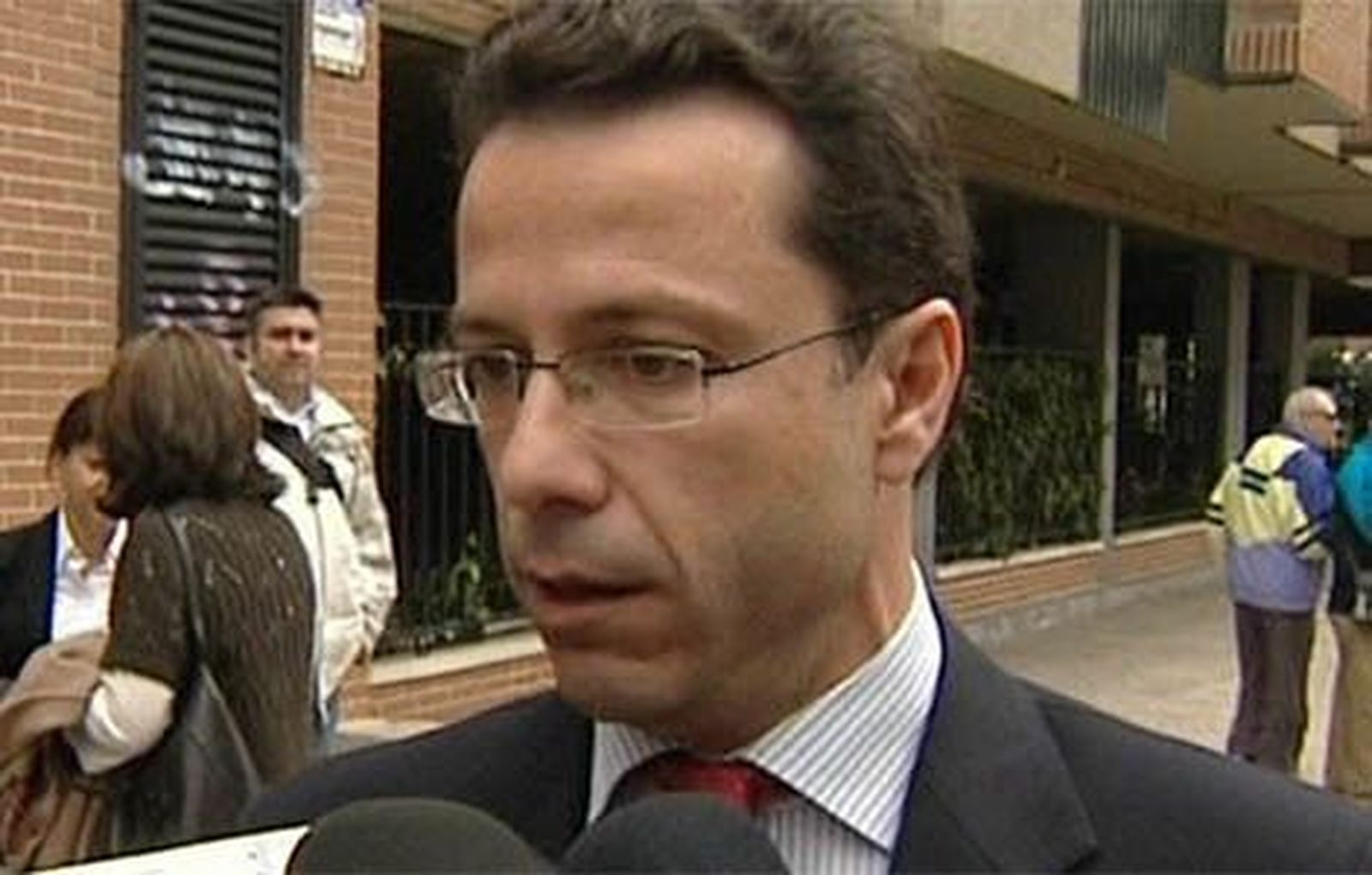 Lasquetty dice que le consta "desde hace años" que hay  interés de los profesionales por gestionar centros de  Atención Primari