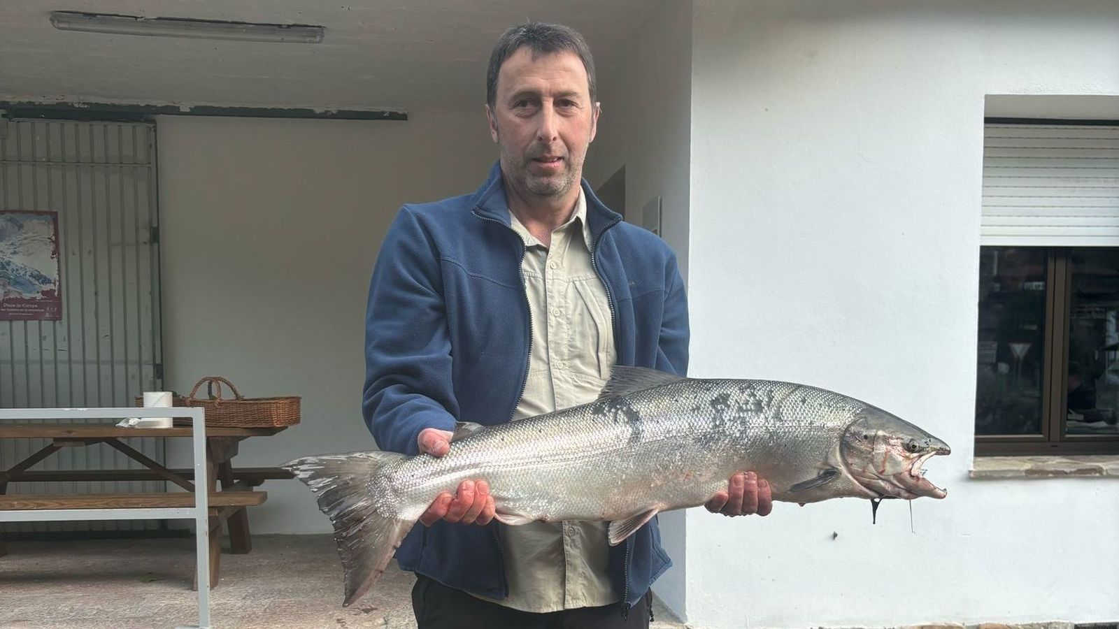 El Rincón Asturiano de Madrid se hace con el 'campanu' por la cifra récord de 19.300 euros
