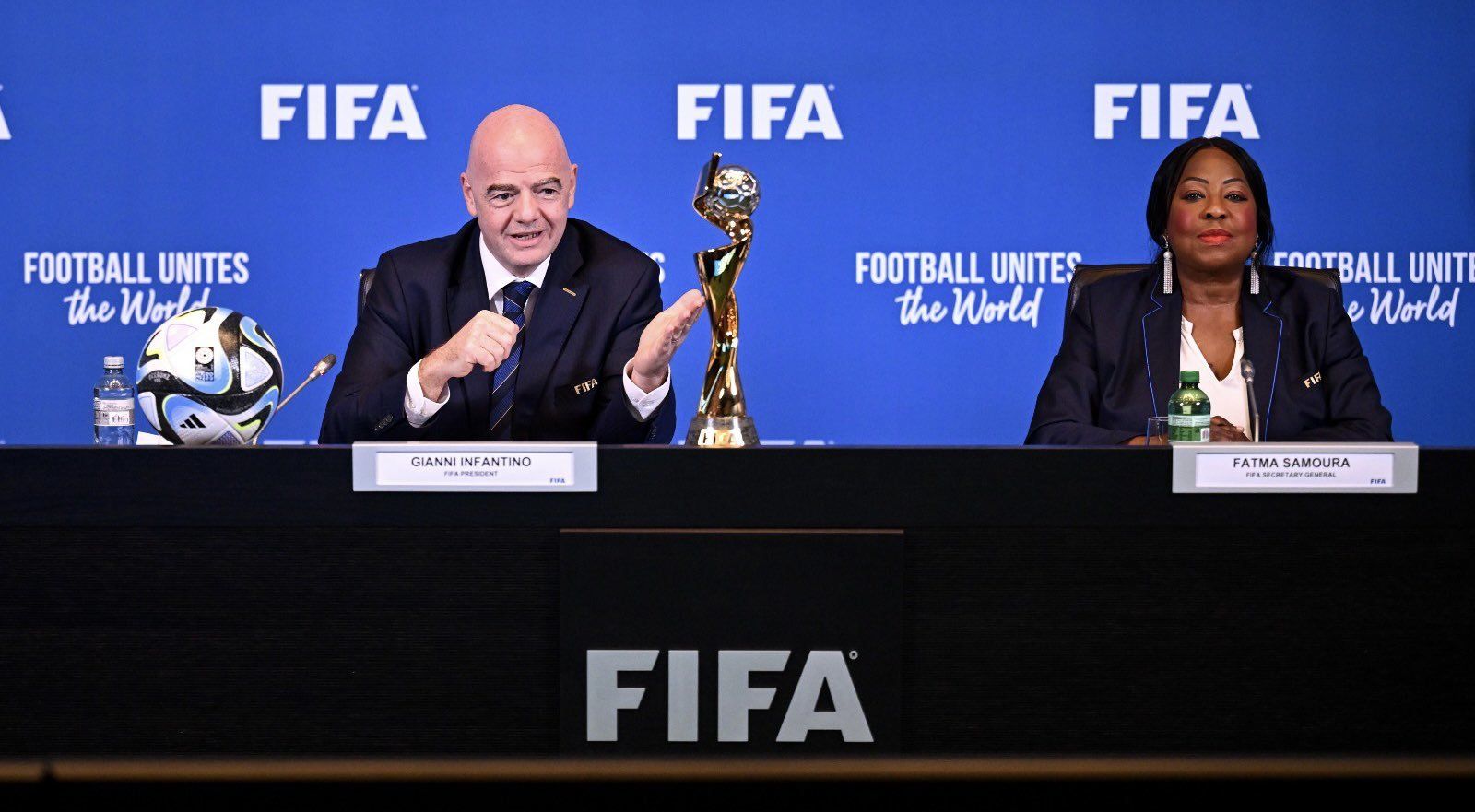 Infantino y Samoura