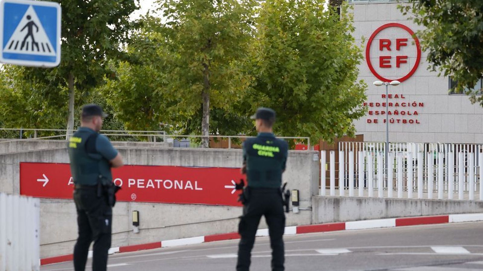 Registran las oficinas de la RFEF