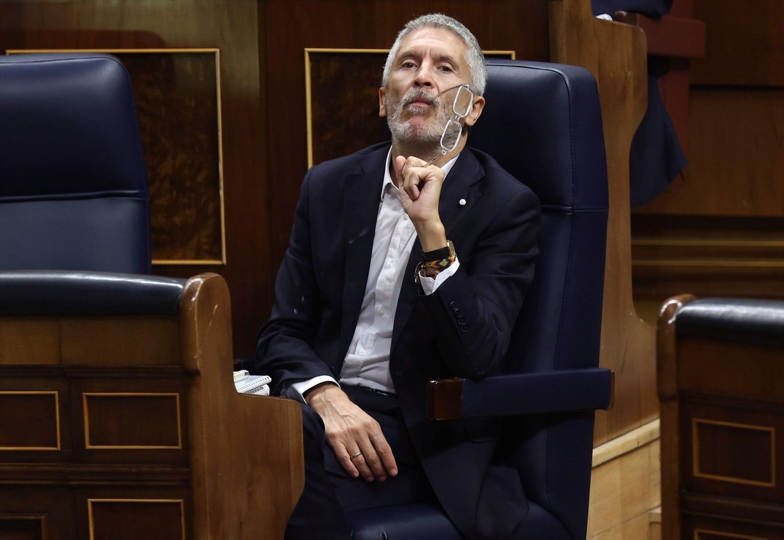 Marlaska justifica la reacción policial ante el "violento" asalto de migrantes en Melilla y el rechazo en frontera
