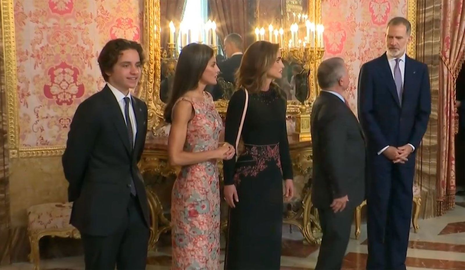 Los reyes ofrecen un almuerzo en el Palacio Real a los reyes de Jordania