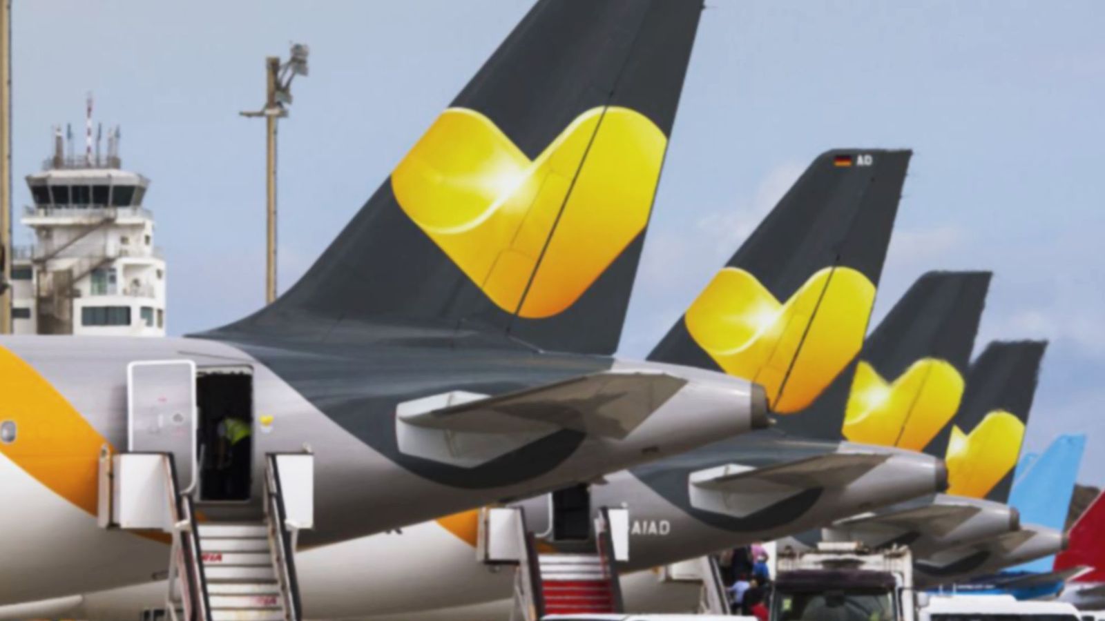 Reino Unido afronta la repatriación de miles de británicos por la quiebra de Thomas Cook