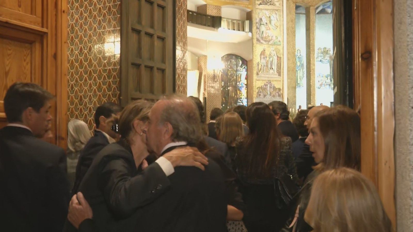 Familiares y amigos despiden a Caritina Goyanes
