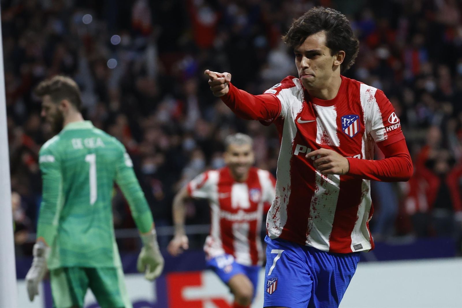 JEao Felix ante elo Manchester United