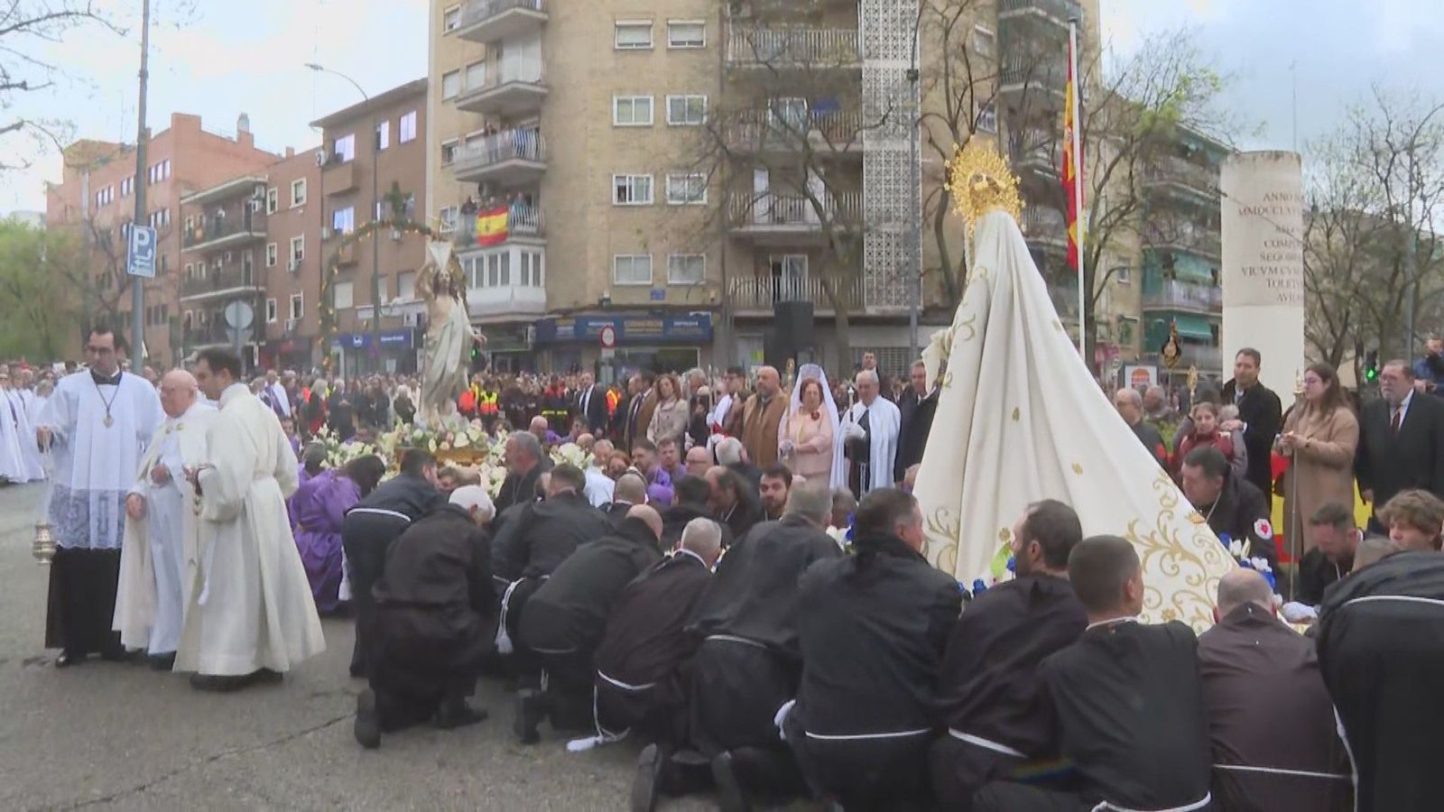 Móstoles vive con fervor la emblemática Procesión del Encuentro