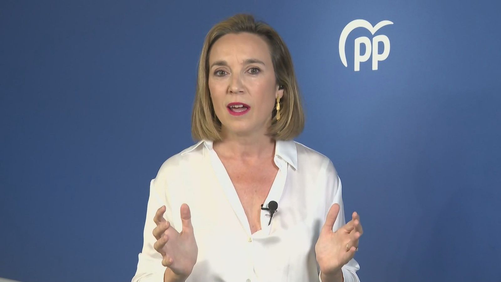 Gamarra asegura que con el PP habrá "verdaderas políticas de igualdad" frente al "feminismo infantil" de Podemos
