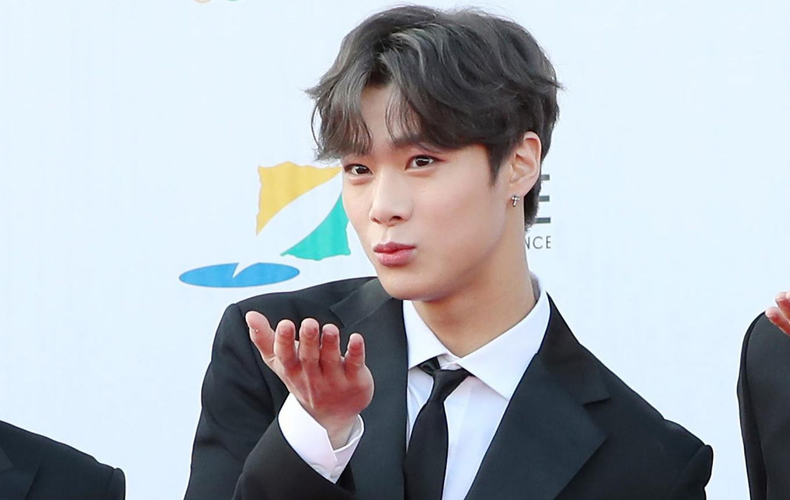 Moonbin
