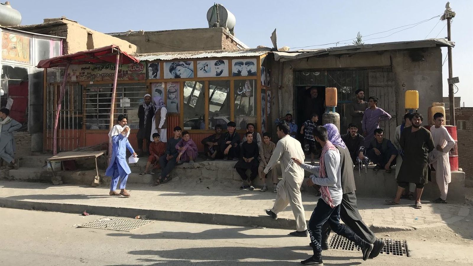 Al menos 2 muertos en un atentado suicida cerca de la embajada rusa en Kabul