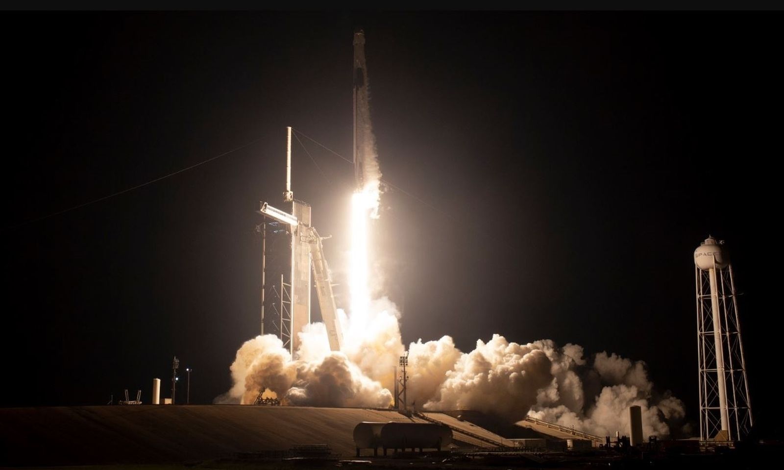 Despegue de la misión Crew 6 de Space X para la NASA