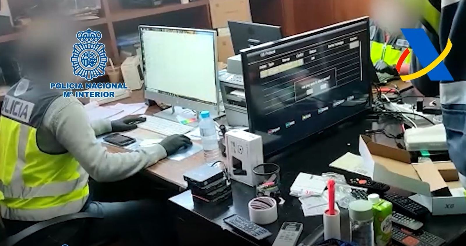 Investigadores de la POlicía Nacional
