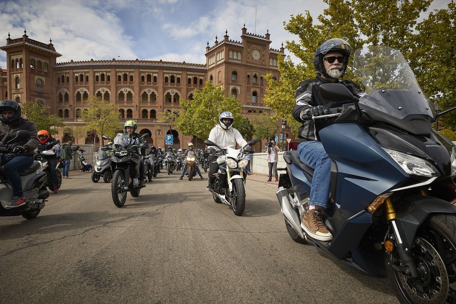 Nuevas medidas e inspecciones para motociclistas en las carreteras de Madrid