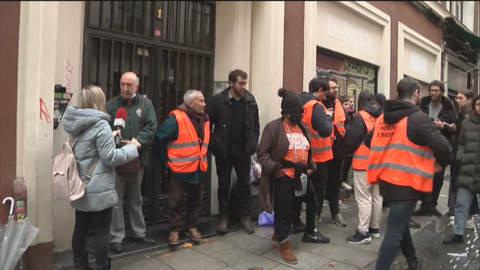 Mariano, vecino de Lavapiés, logra frenar su desahucio