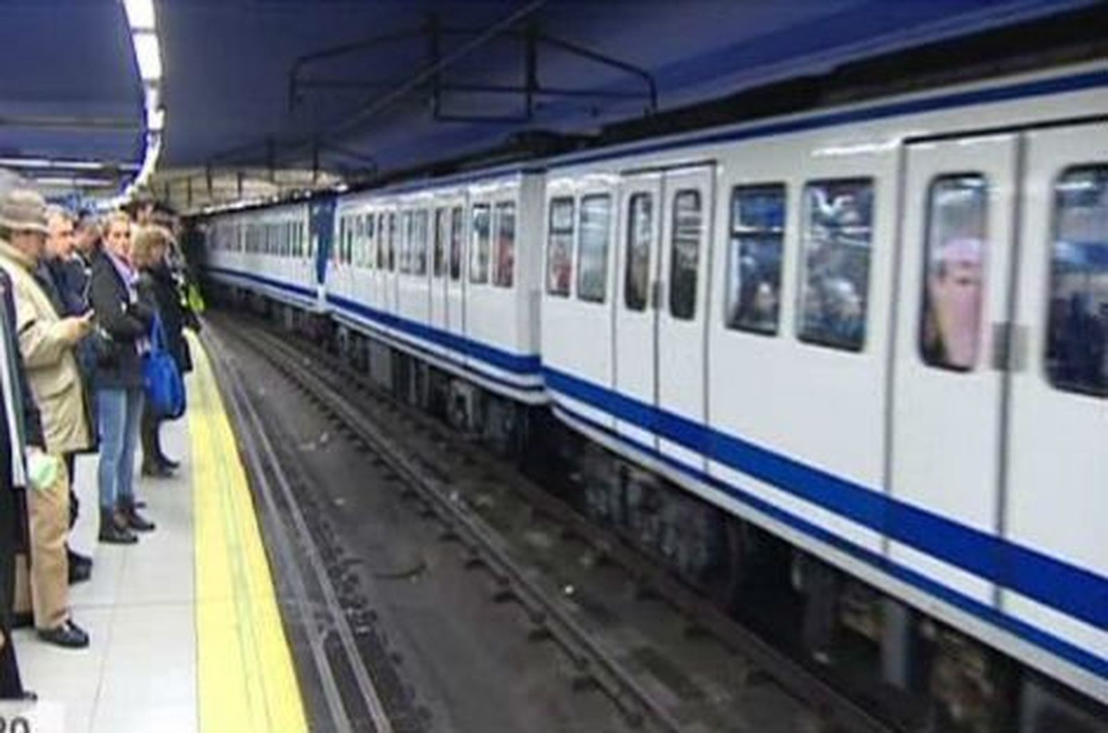 Madrid sufre la primera jornada de los 12 días de paros parciales en Metro