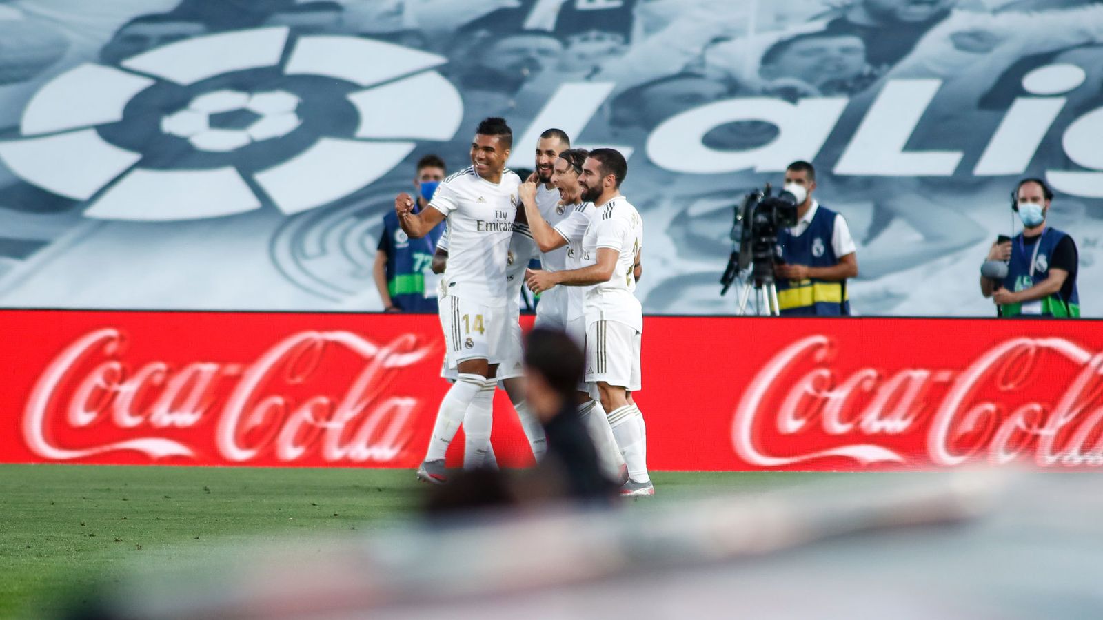 Jugadores del Real Madrid celebran un gol ante el Villarreal