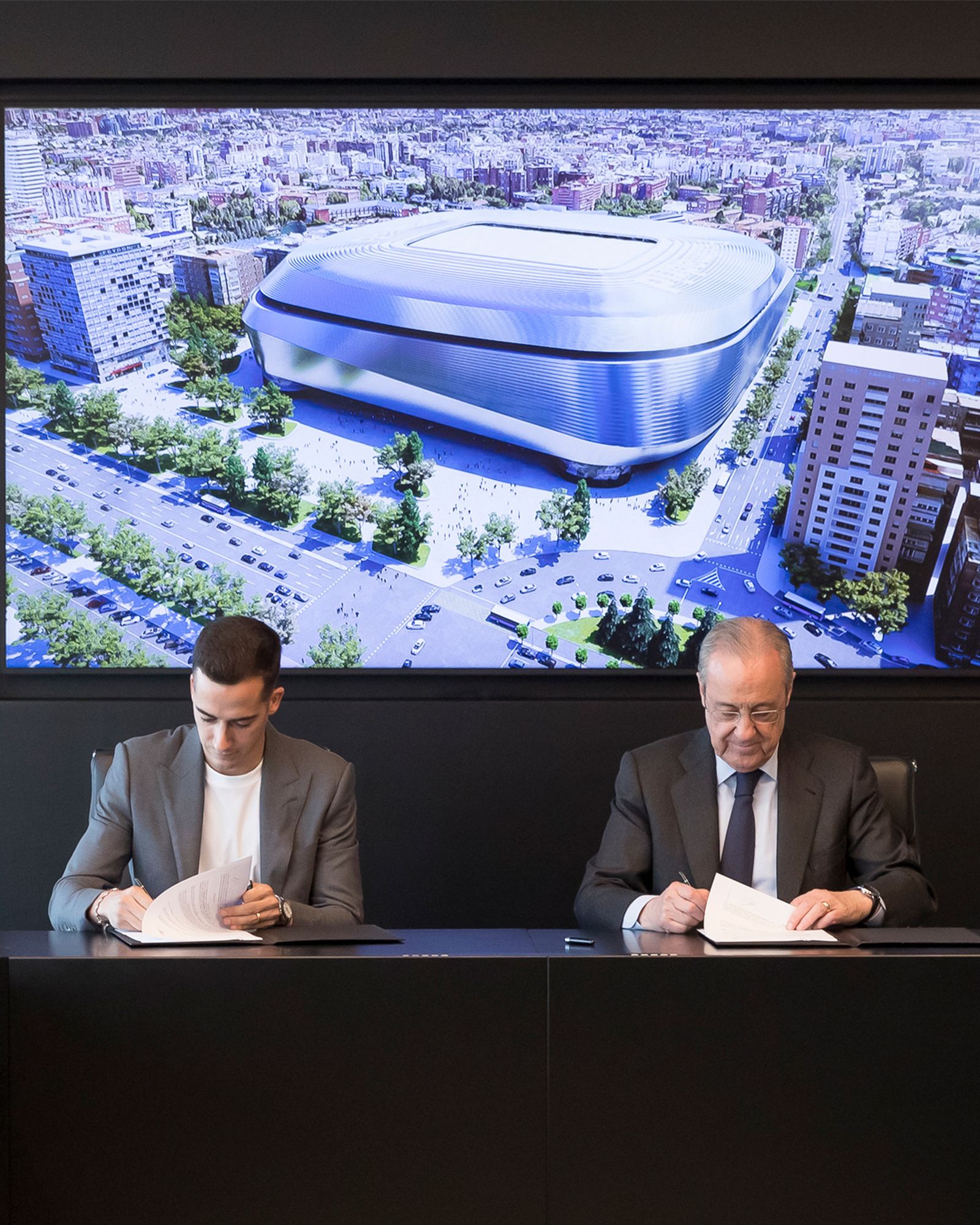 Lucas Vázquez y Florentino Pérez
