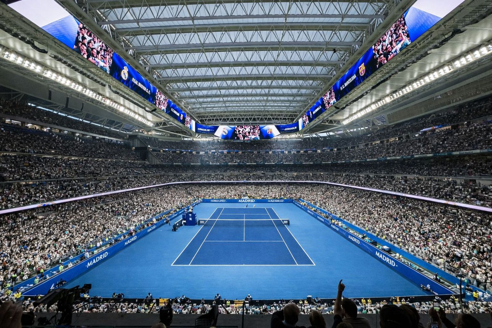 El Bernabéu se convierte en una pista de tenis