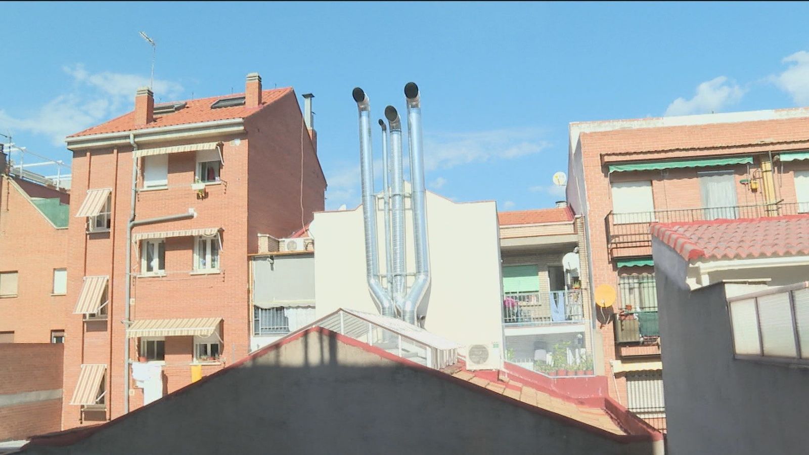 Vecinos de Tetuán denuncian la instalación de una nueva cocina industrial