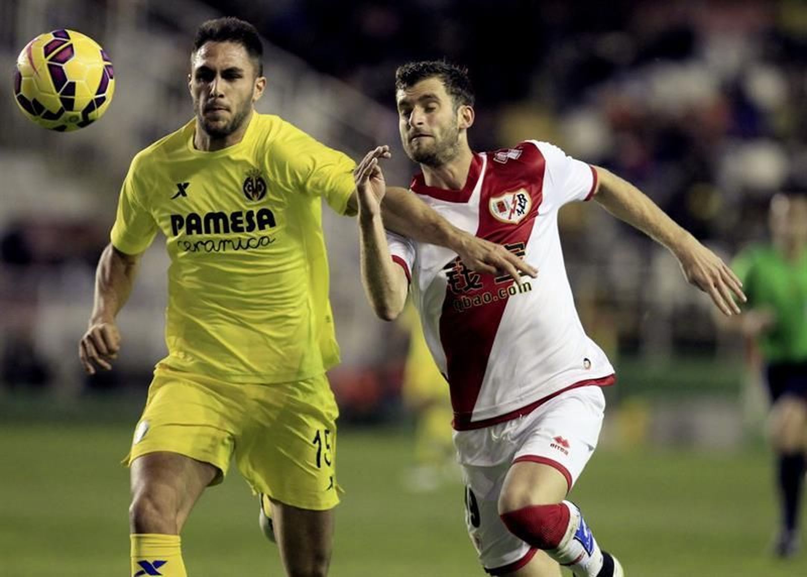 2-0. El Rayo vence al Villarreal y pone fin a su sequía en Vallecas