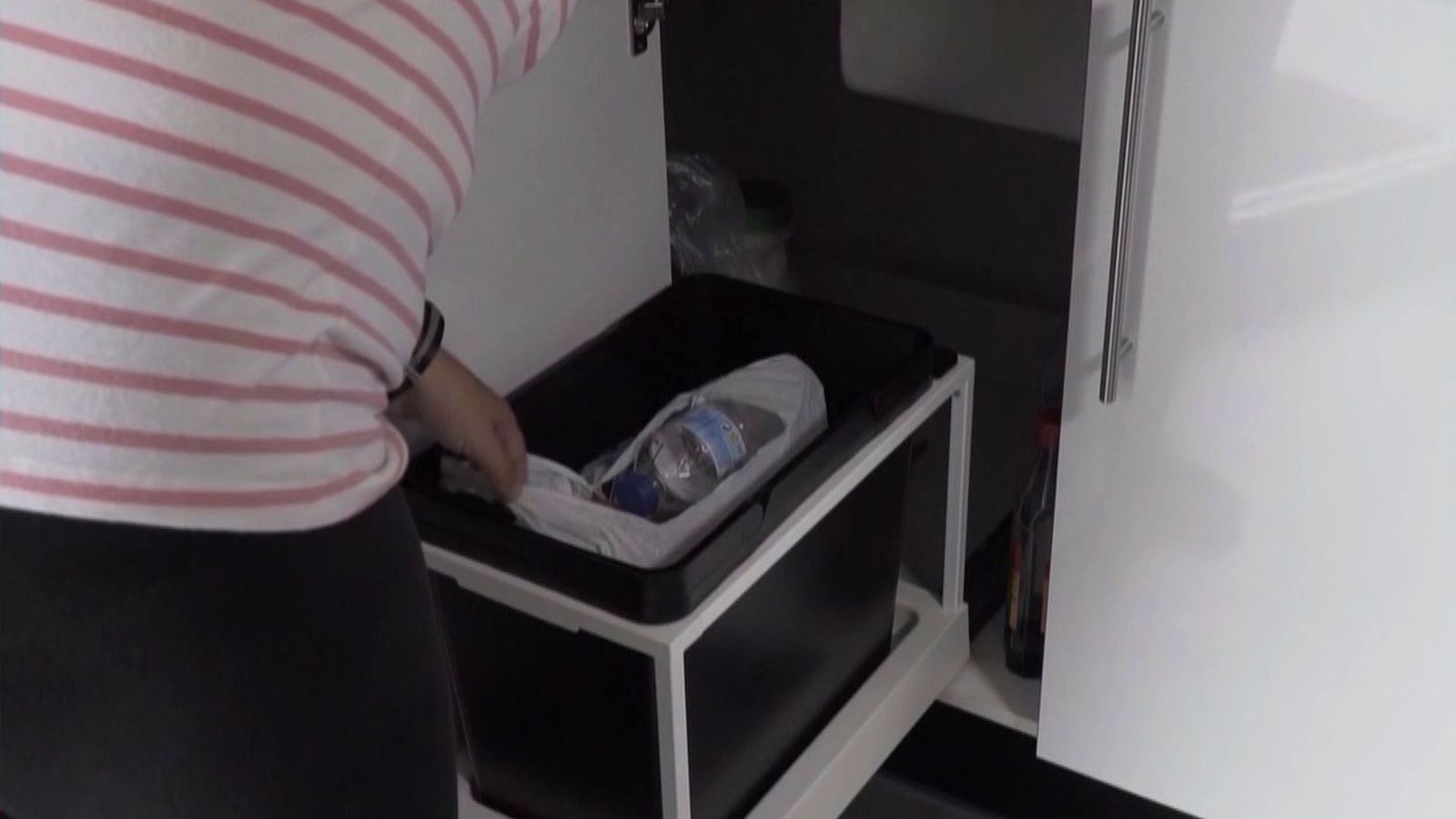España utiliza unas 150 bolsas de plástico por persona al año