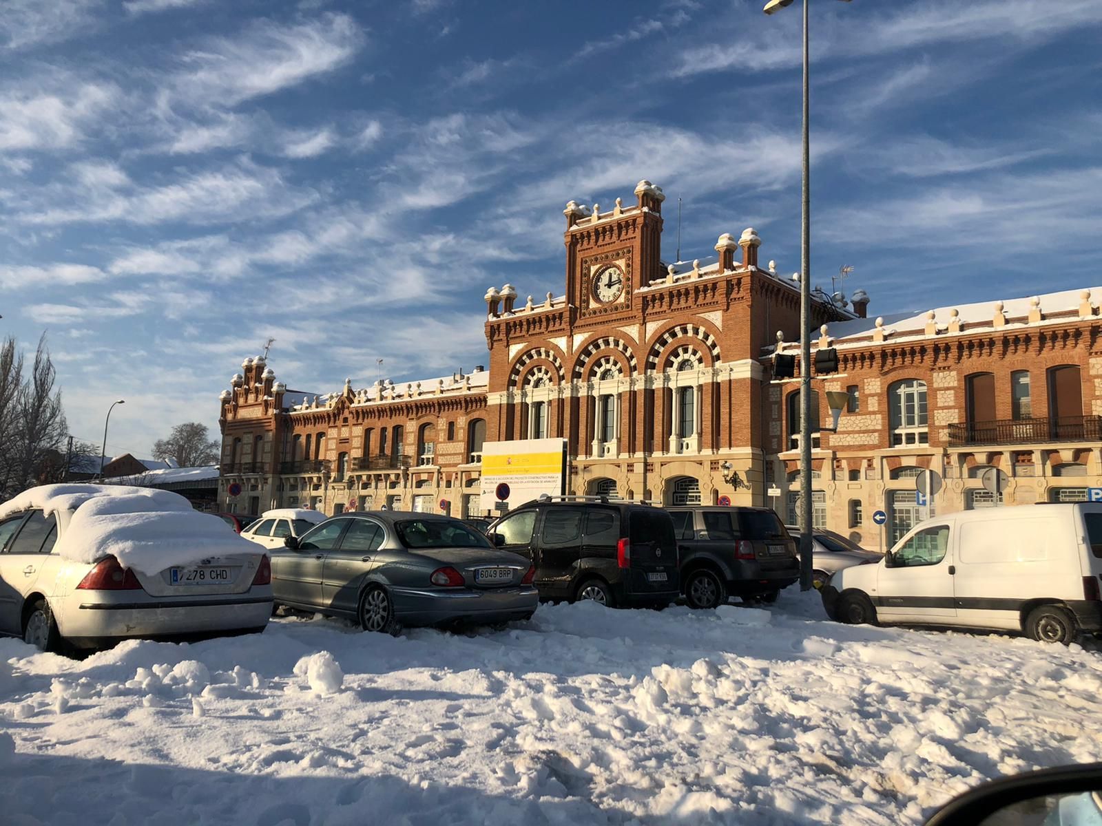 El parking helado de la estación de Cercanías de Aranjuez