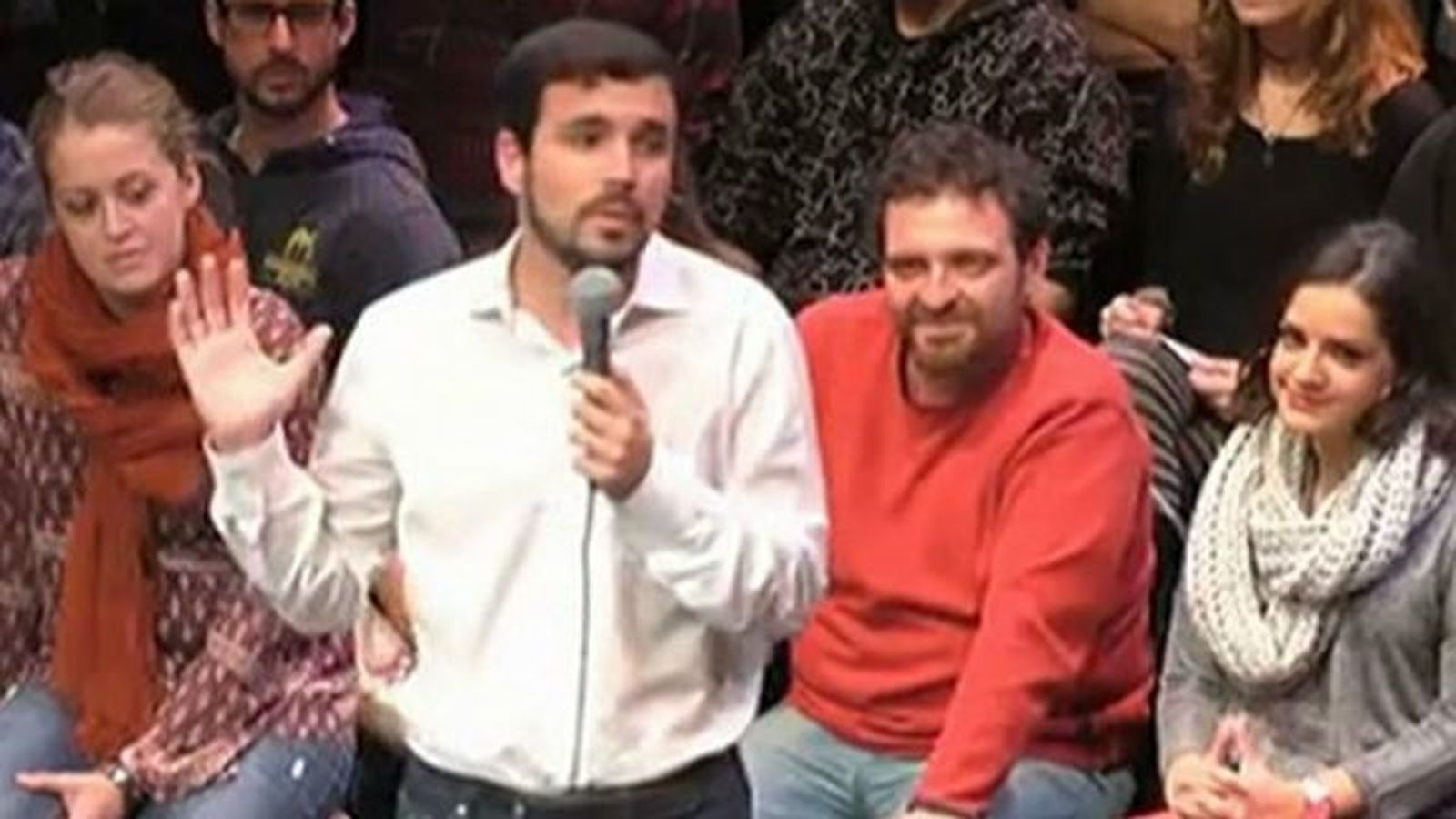 Garzón pide a los rivales respuestas para la gente