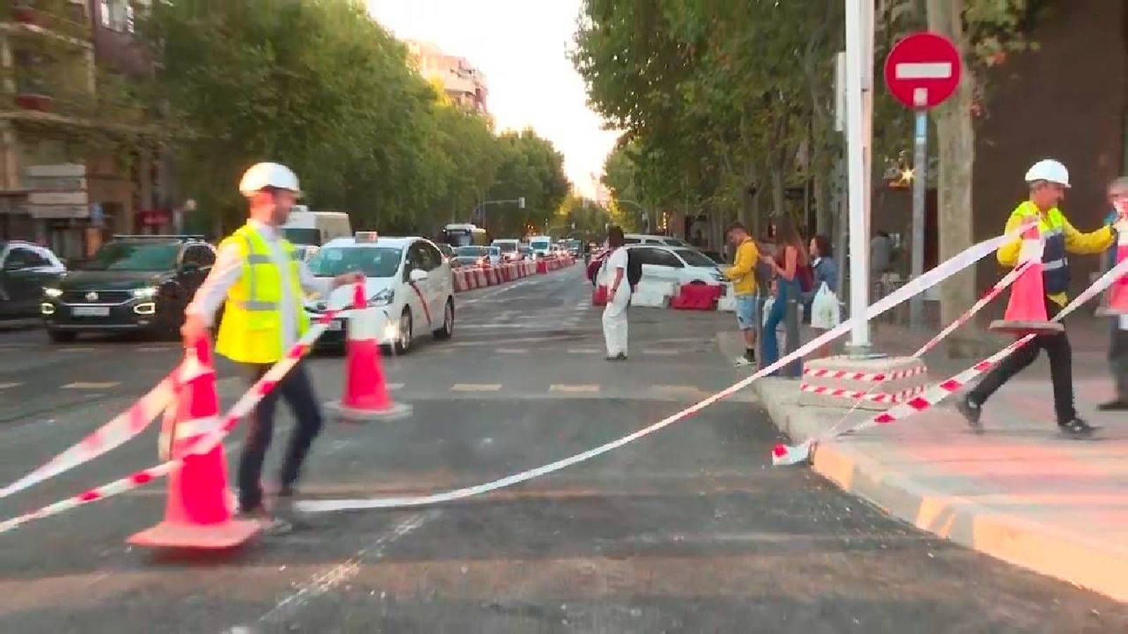 Los vecinos de Delicias y Palos de la Frontera recuperan la normalidad con la reapertura al tráfico de ambas calles