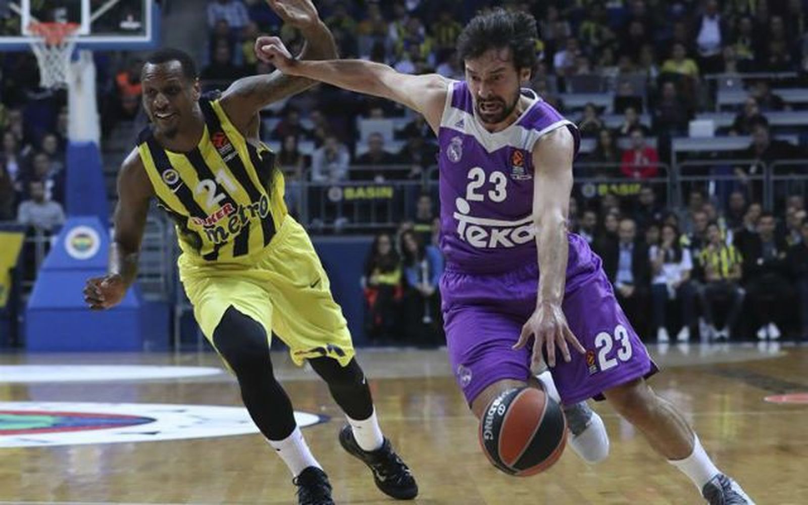 78-77. El Real Madrid pierde in extremis la batalla de Estambul